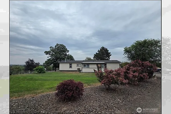 Property Photo MLS #: 2410643