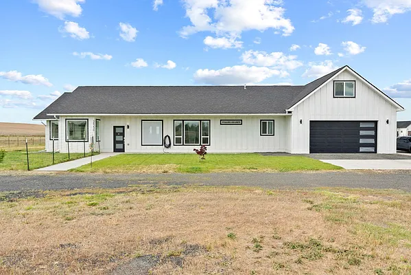 Property Photo MLS #: 202519649