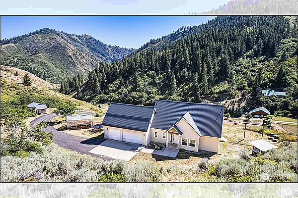 Property Photo MLS #: 2404664