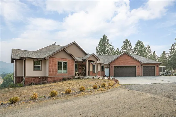 Property Photo MLS #: 202523669