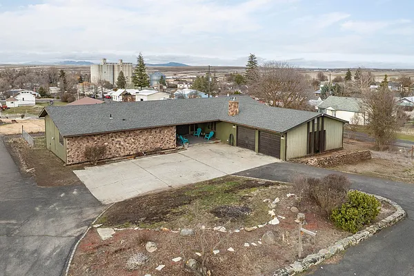 Property Photo MLS #: 202519671