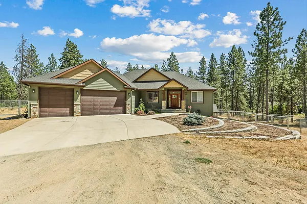 Property Photo MLS #: 202519677