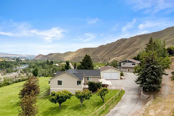 Property Photo MLS #: 2381684