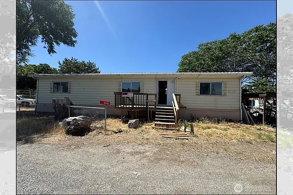 Property Photo MLS #: 2409701