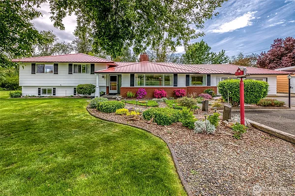 Property Photo MLS #: 2401704