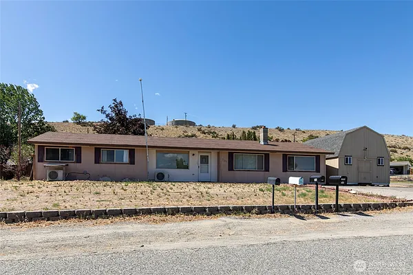 Property Photo MLS #: 2413713