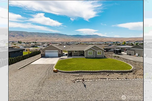 Property Photo MLS #: 2351725