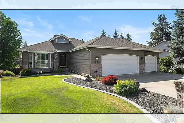 Property Photo MLS #: 202518728