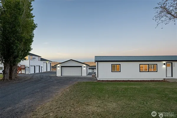 Property Photo MLS #: 2415729