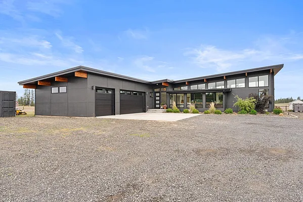 Property Photo MLS #: 202522733