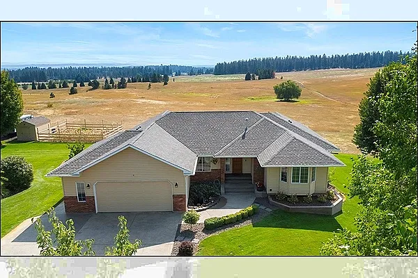 Property Photo MLS #: 202523733