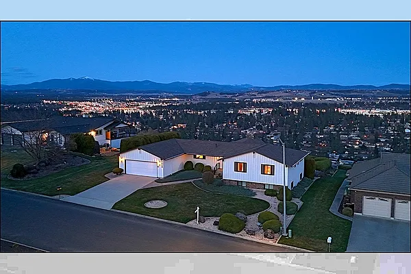 Property Photo MLS #: 202520738