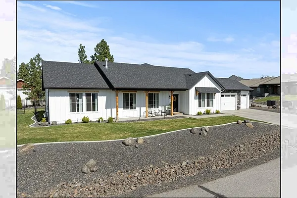 Property Photo MLS #: 202520740