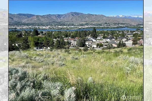 Property Photo MLS #: 2404756