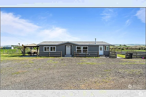 Property Photo MLS #: 2369757