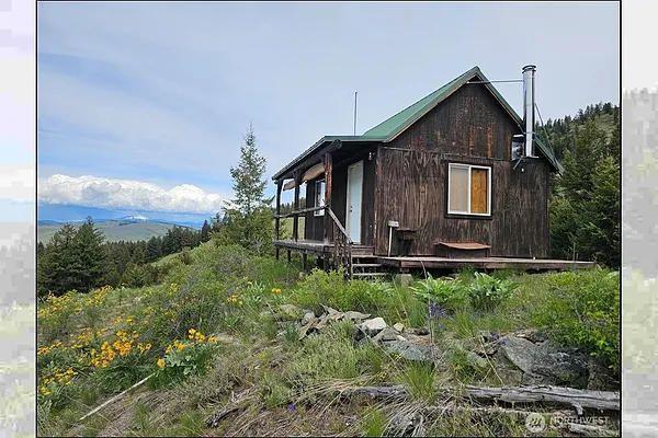 Property Photo MLS #: 2389768