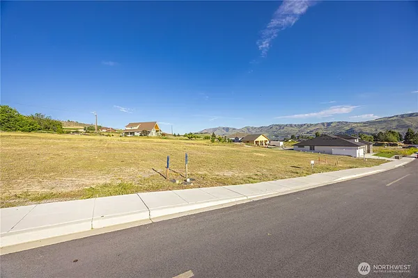 Property Photo MLS #: 2385771