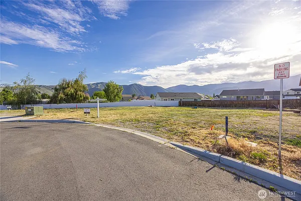 Property Photo MLS #: 2385775