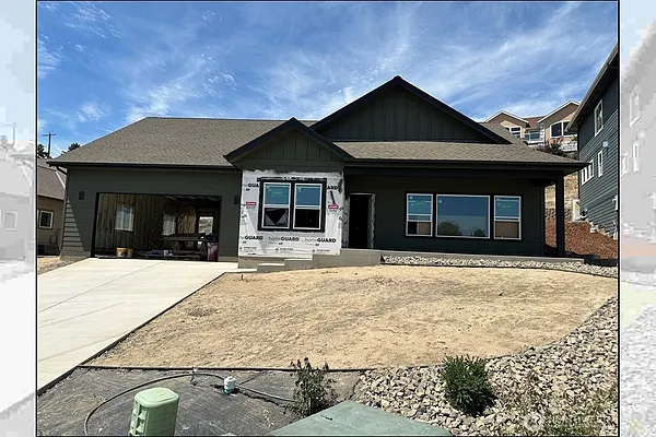 Property Photo MLS #: 2401779