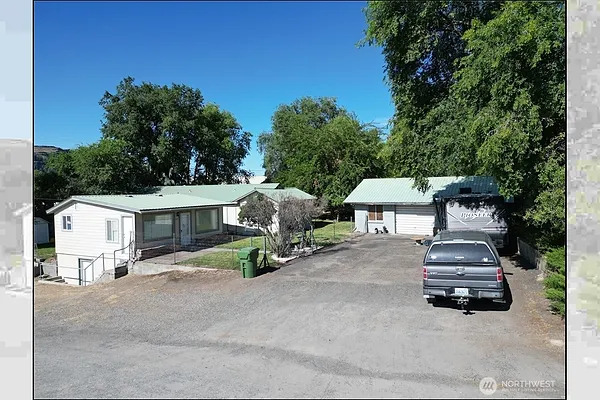 Property Photo MLS #: 2402781