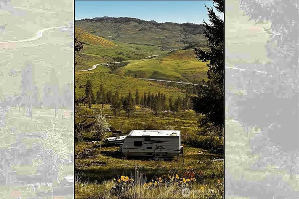 Property Photo MLS #: 2380782