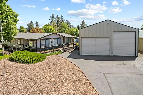 Property Photo MLS #: 202520784