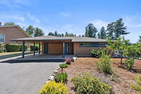Property Photo MLS #: 202520793