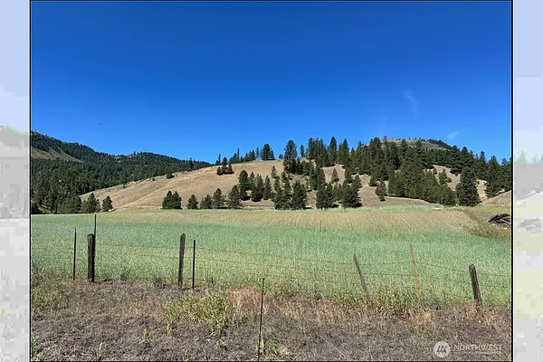 Property Photo MLS #: 2398796