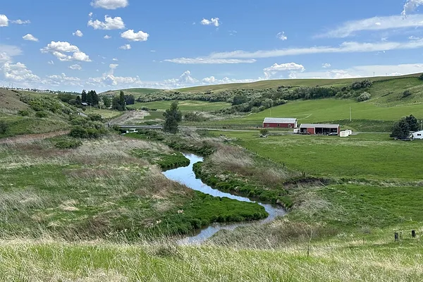 Property Photo MLS #: 202419797