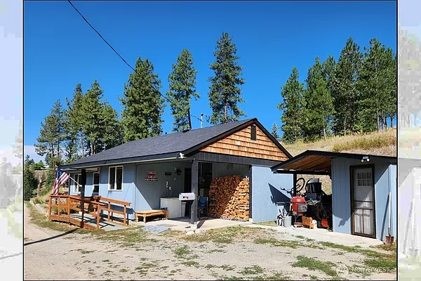 Property Photo MLS #: 2425801