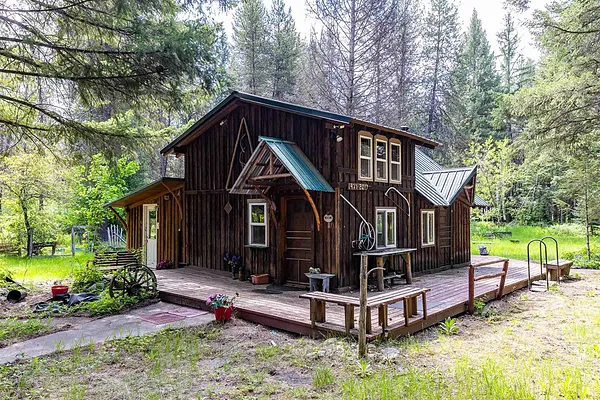 Property Photo MLS #: 202517809