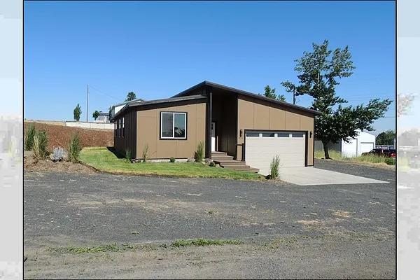 Property Photo MLS #: 202518811