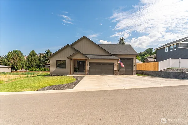 Property Photo MLS #: 2415813