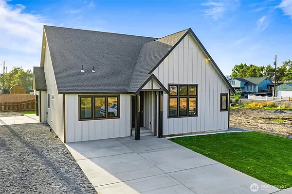 Property Photo MLS #: 2431814
