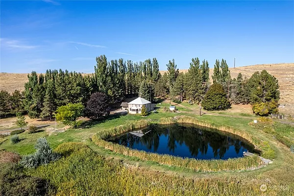 Property Photo MLS #: 2294822