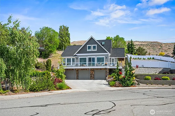 Property Photo MLS #: 2376827