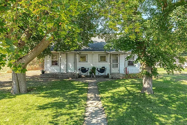 Property Photo MLS #: 202522838