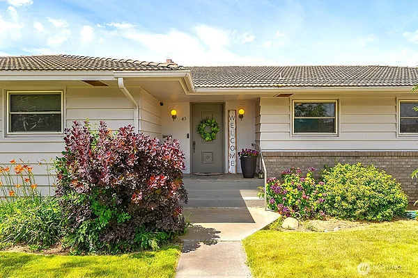 Property Photo MLS #: 2400843