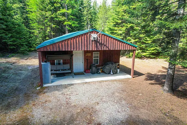 Property Photo MLS #: 202516858