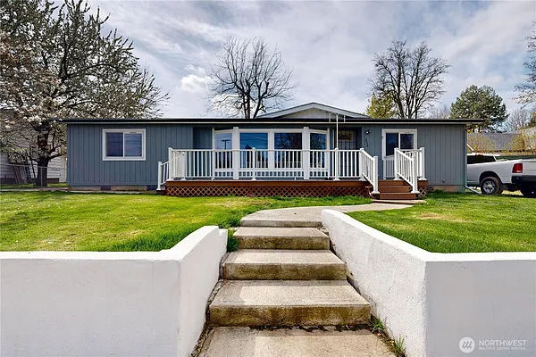 Property Photo MLS #: 2351858
