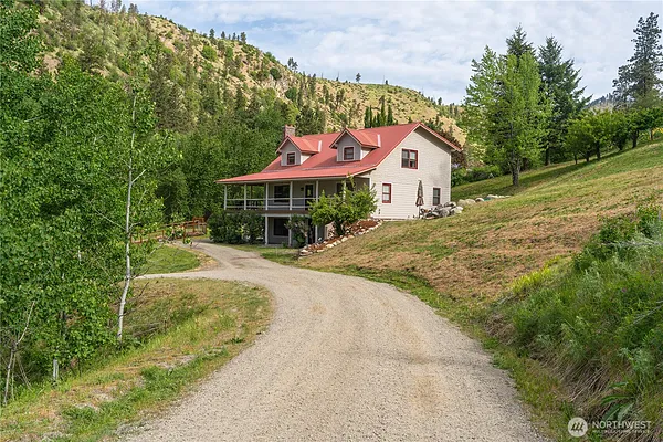 Property Photo MLS #: 2416870