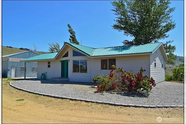 Property Photo MLS #: 2387874