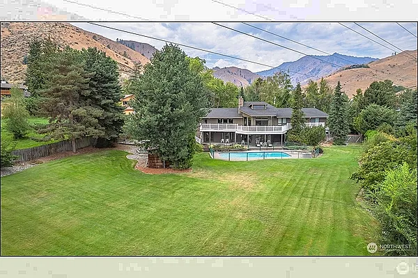 Property Photo MLS #: 2425886