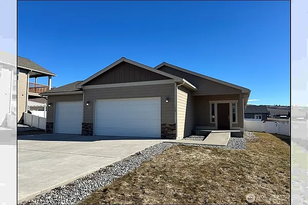 Property Photo MLS #: 2339887