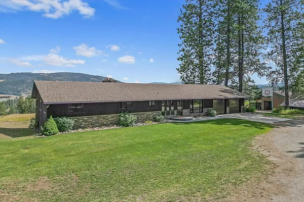 Property Photo MLS #: 202517892