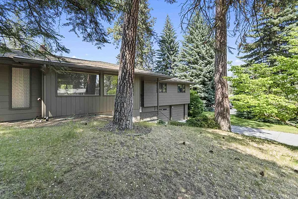 Property Photo MLS #: 202521892