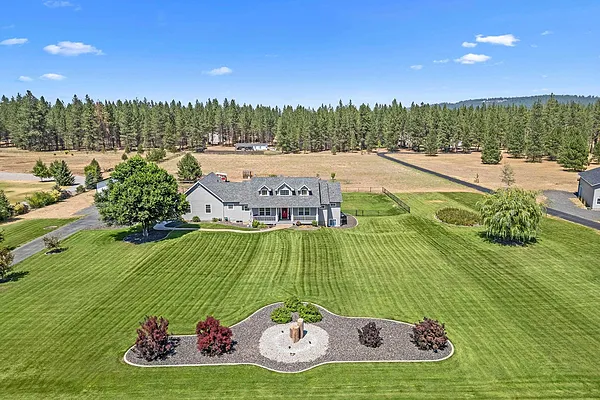 Property Photo MLS #: 202520903