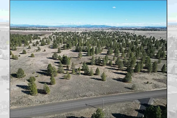 Property Photo MLS #: 202517913