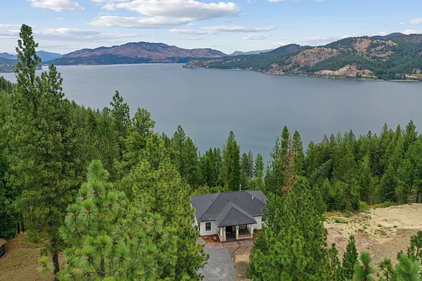 Property Photo MLS #: 202522915