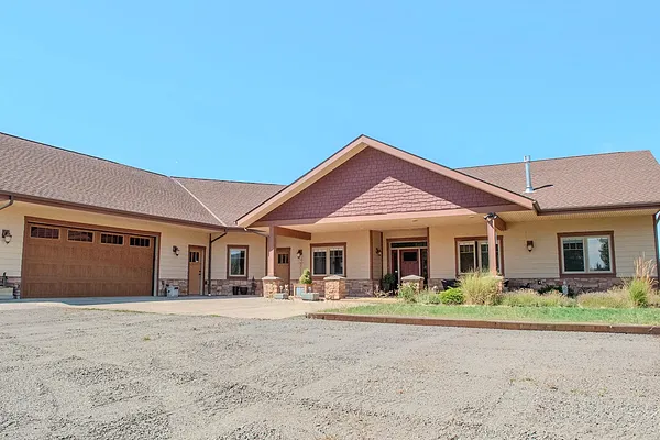 Property Photo MLS #: 202522917